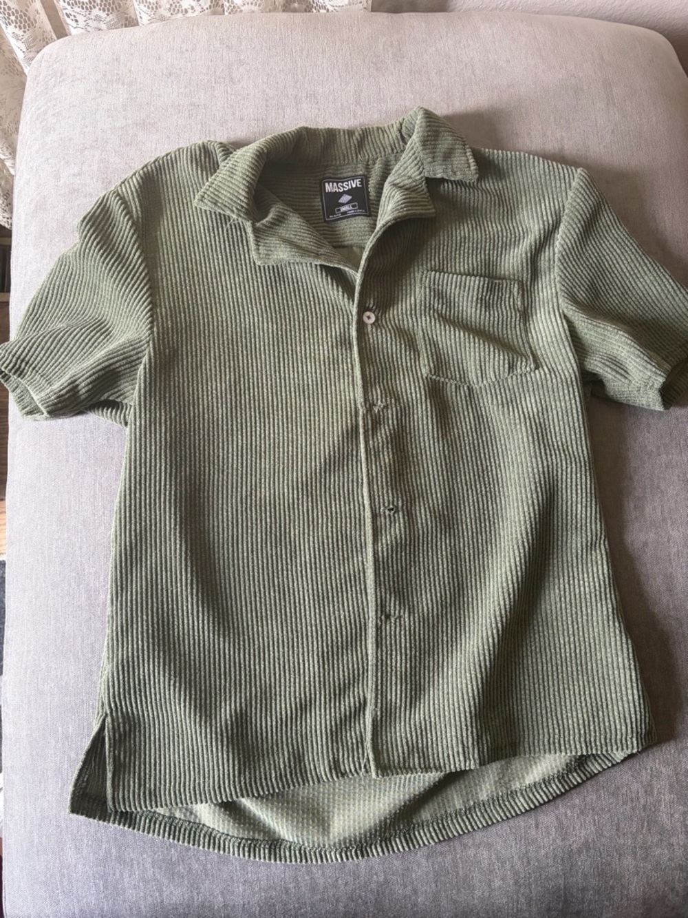 Men's Olive Green Short-Sleeve Button Shirt